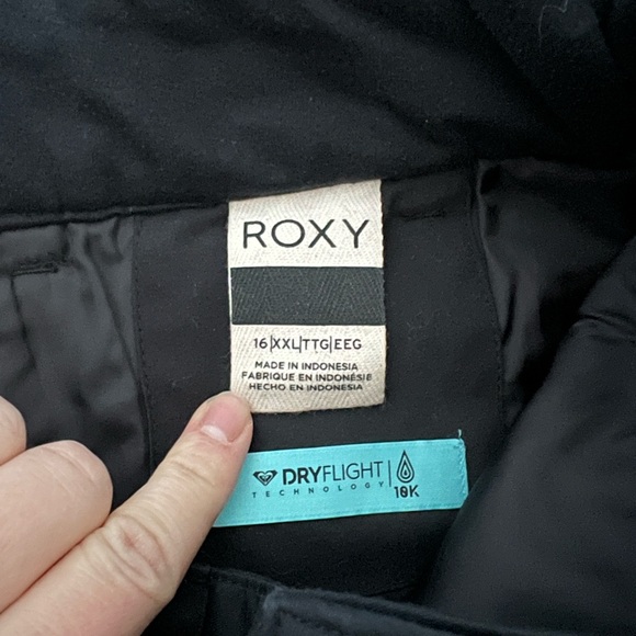 Roxy Snowpants - Picture 3 of 7